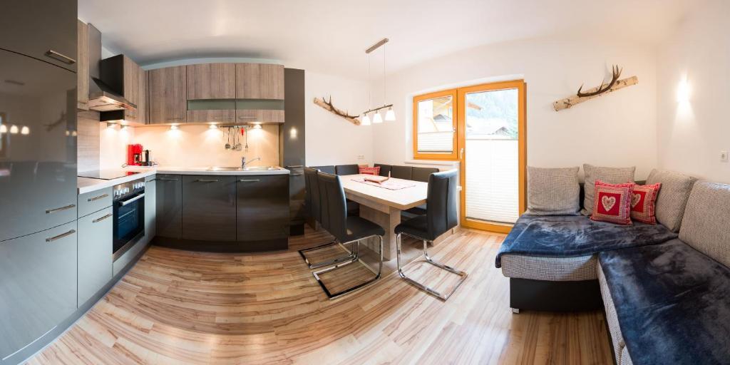 Apart-Pension Wasserfall Neustift im Stubaital Habitación foto