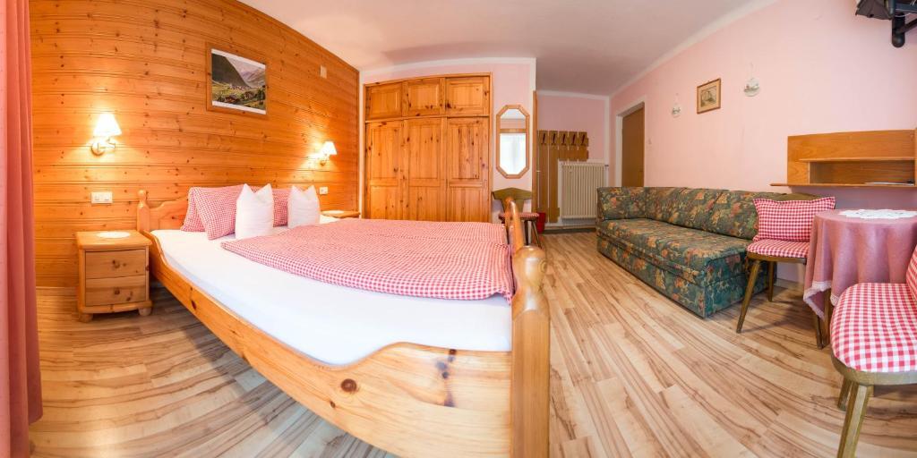 Apart-Pension Wasserfall Neustift im Stubaital Habitación foto
